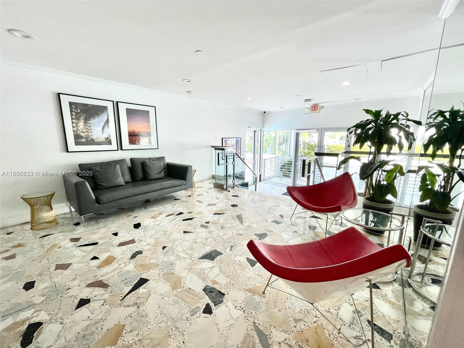 1450 Lincoln Rd 505