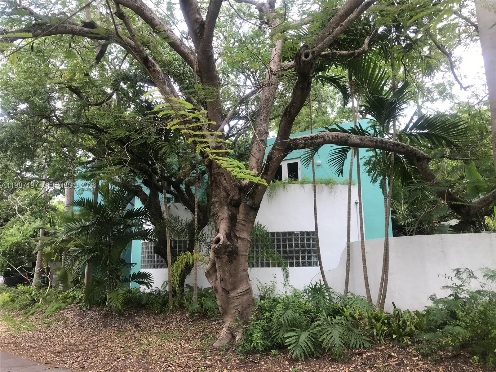 BISCAYNE PARK TERRACE - Residential Lease