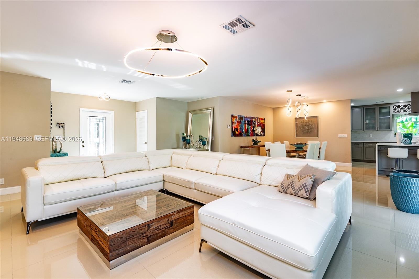 709 SW Elm Tree Ln 709