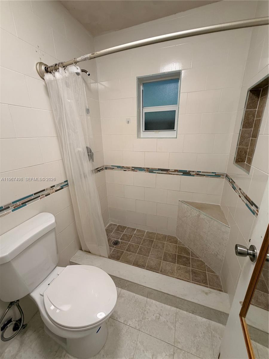 COUNTRY LAKE MANORS SEC 3 - Residential