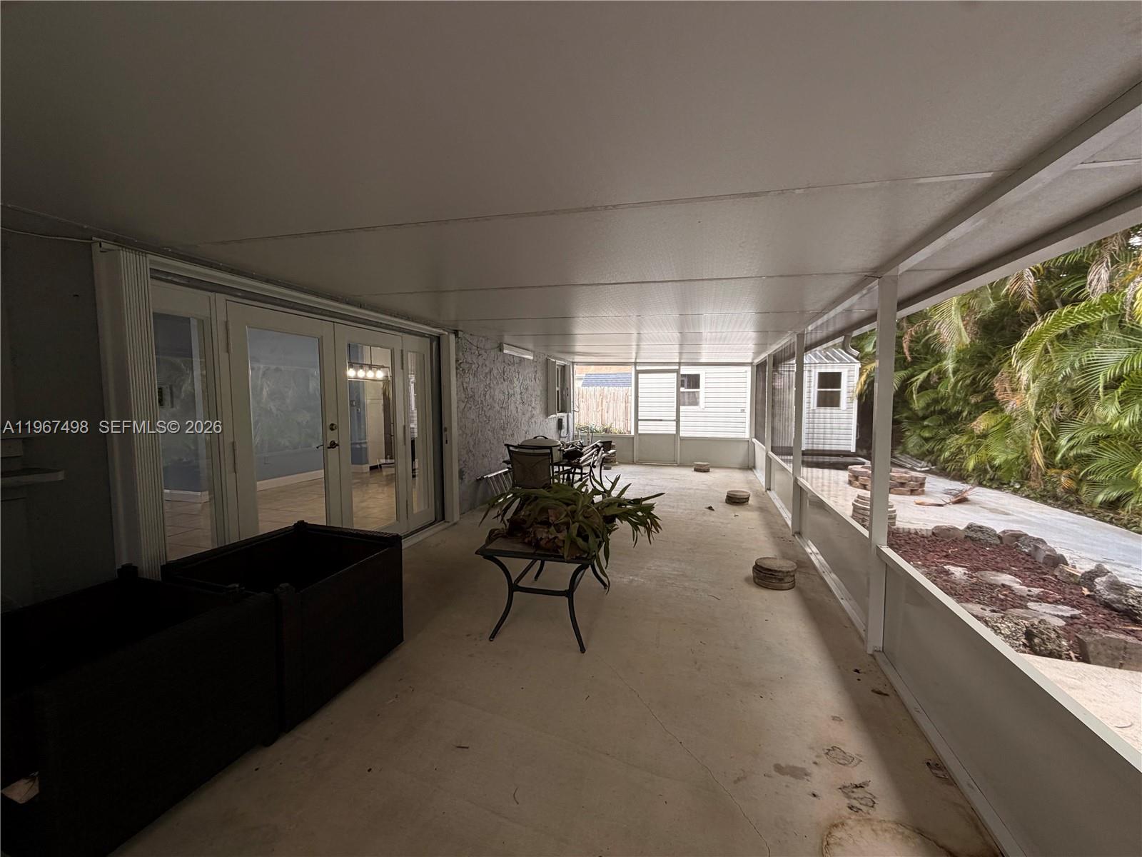 COUNTRY LAKE MANORS SEC 3 - Residential