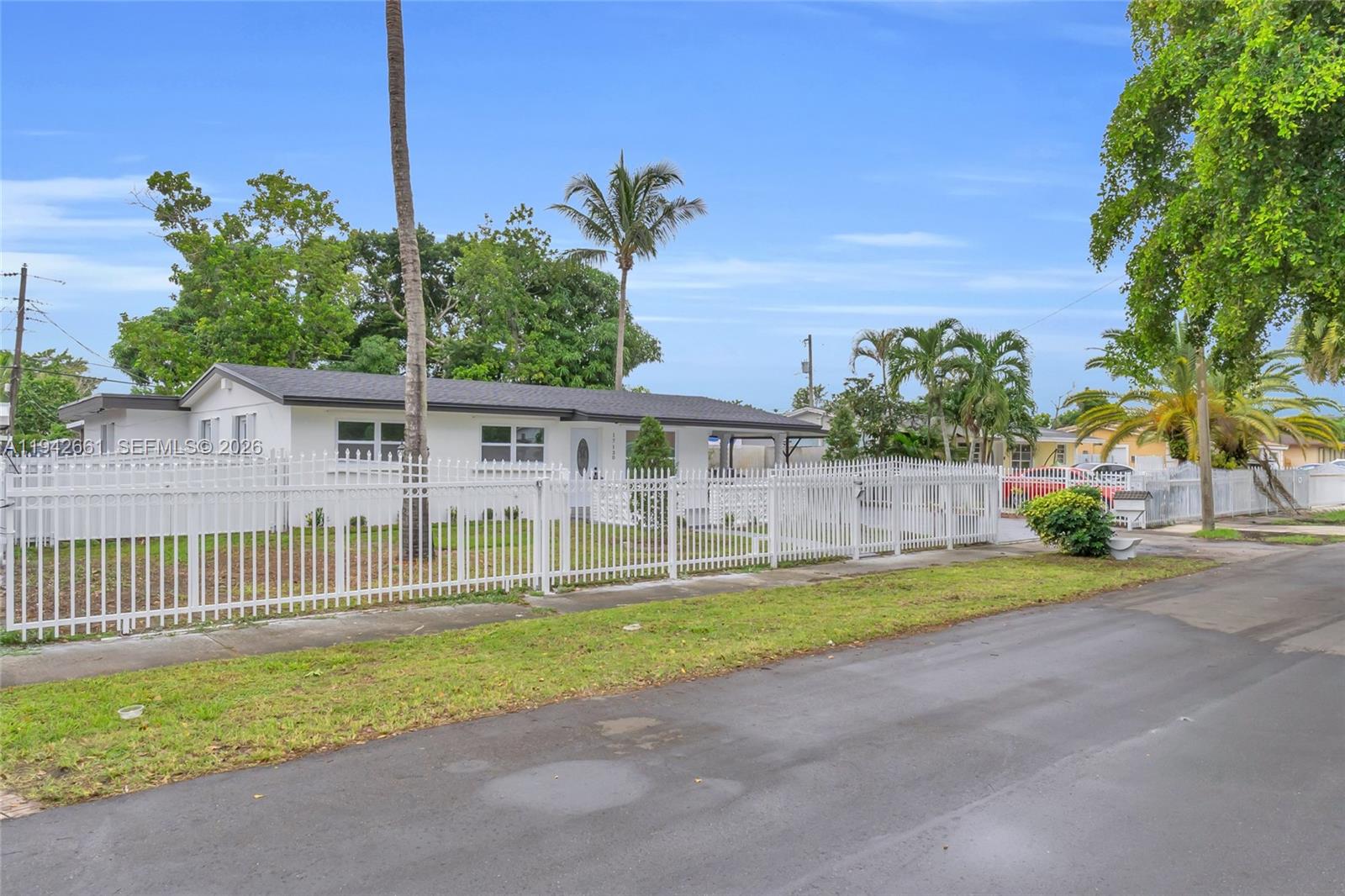 CAROL CITY 5TH ADDN - Residential