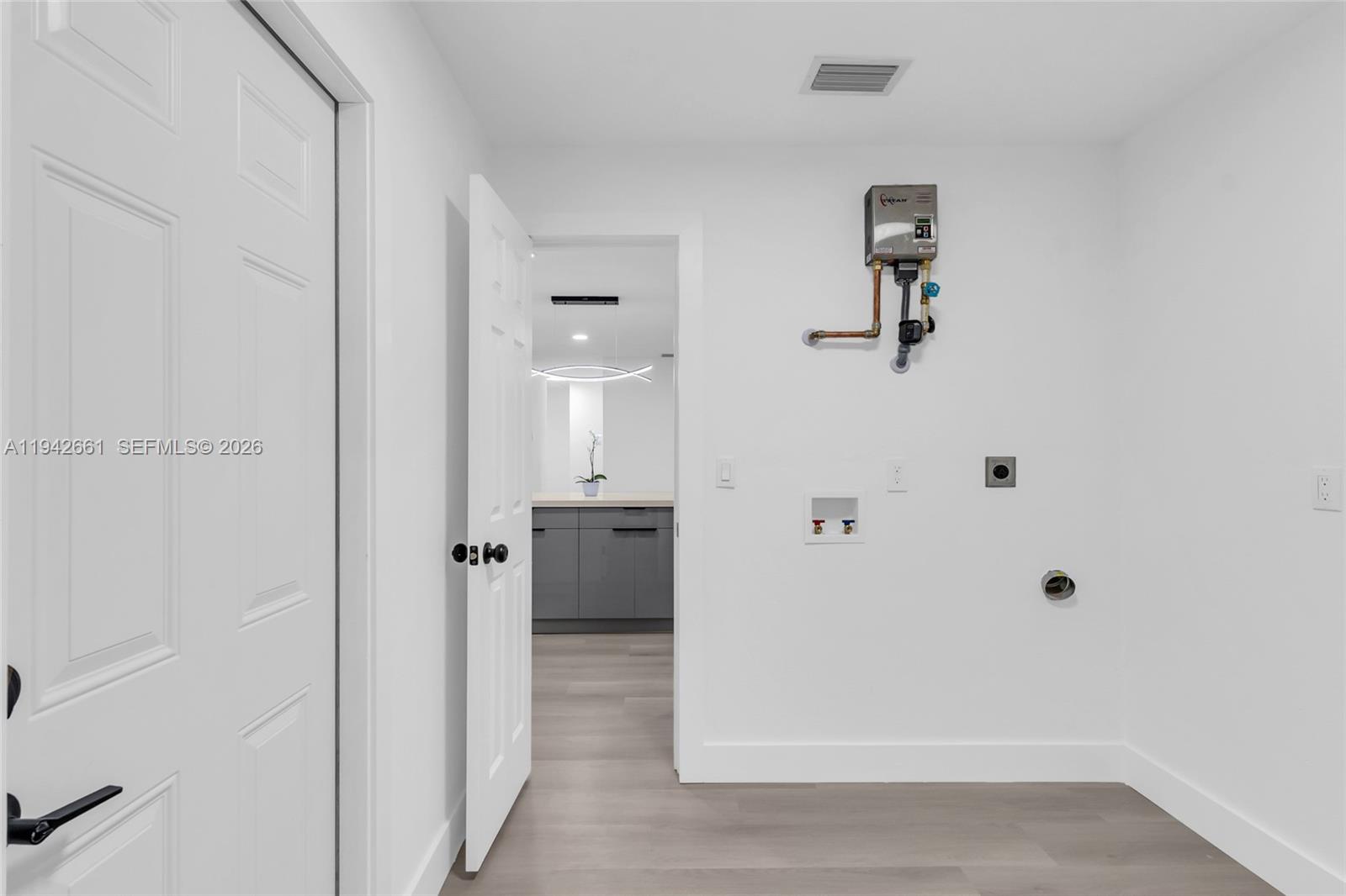 CAROL CITY 5TH ADDN - Residential