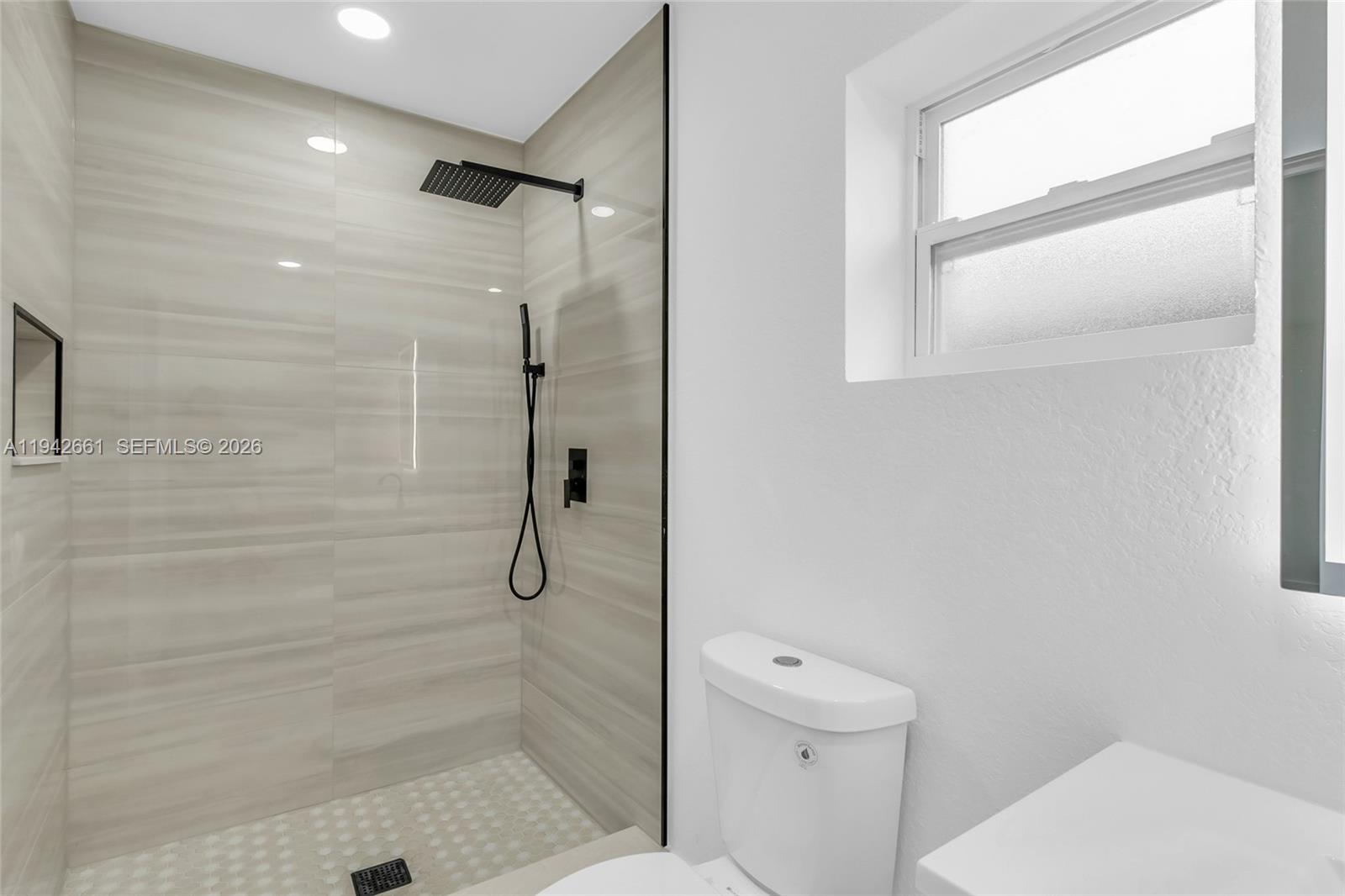 CAROL CITY 5TH ADDN - Residential