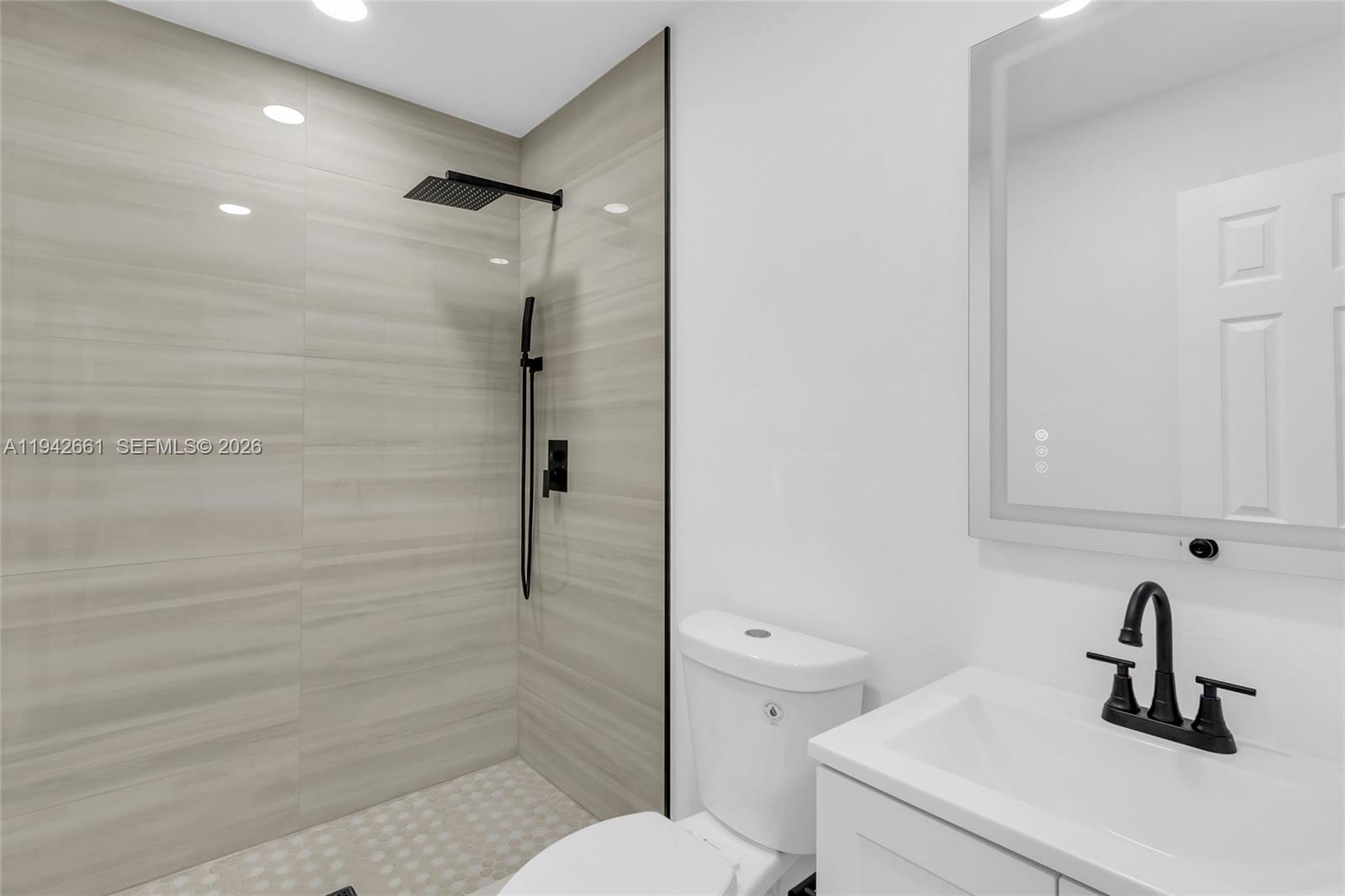 CAROL CITY 5TH ADDN - Residential