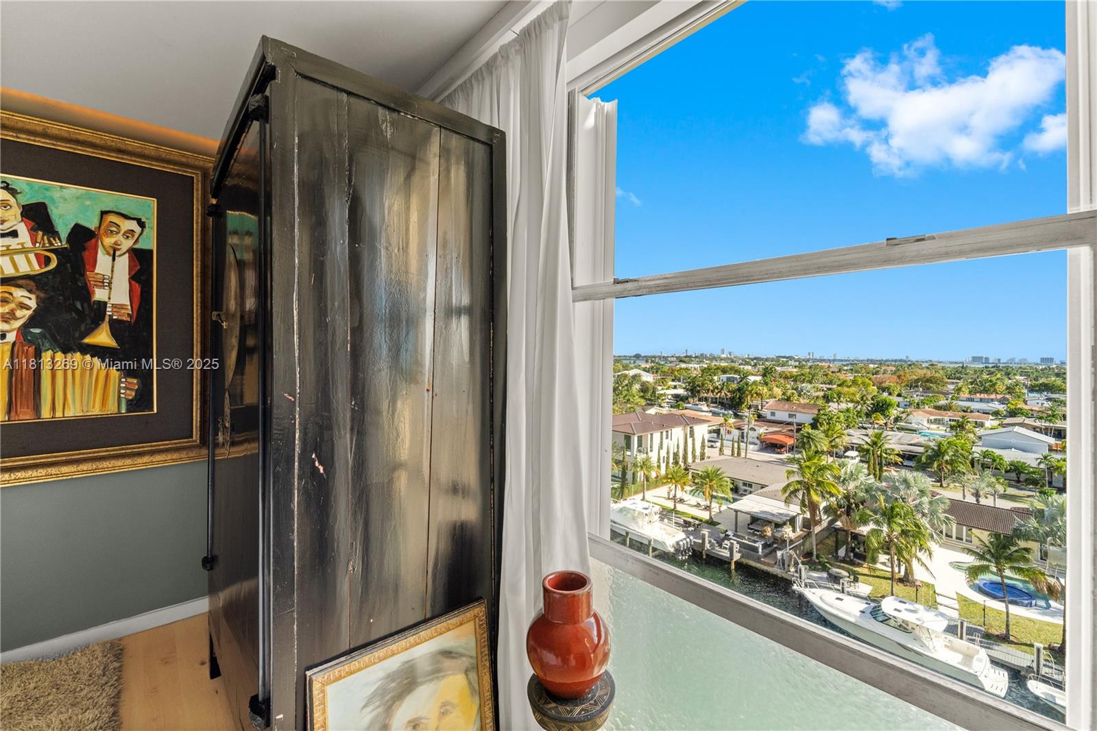 VECINO DEL MAR CONDO - Residential Lease