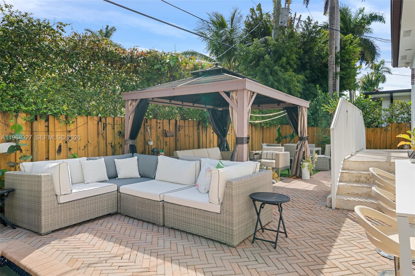 NORTH BAY ISLAND - Residential