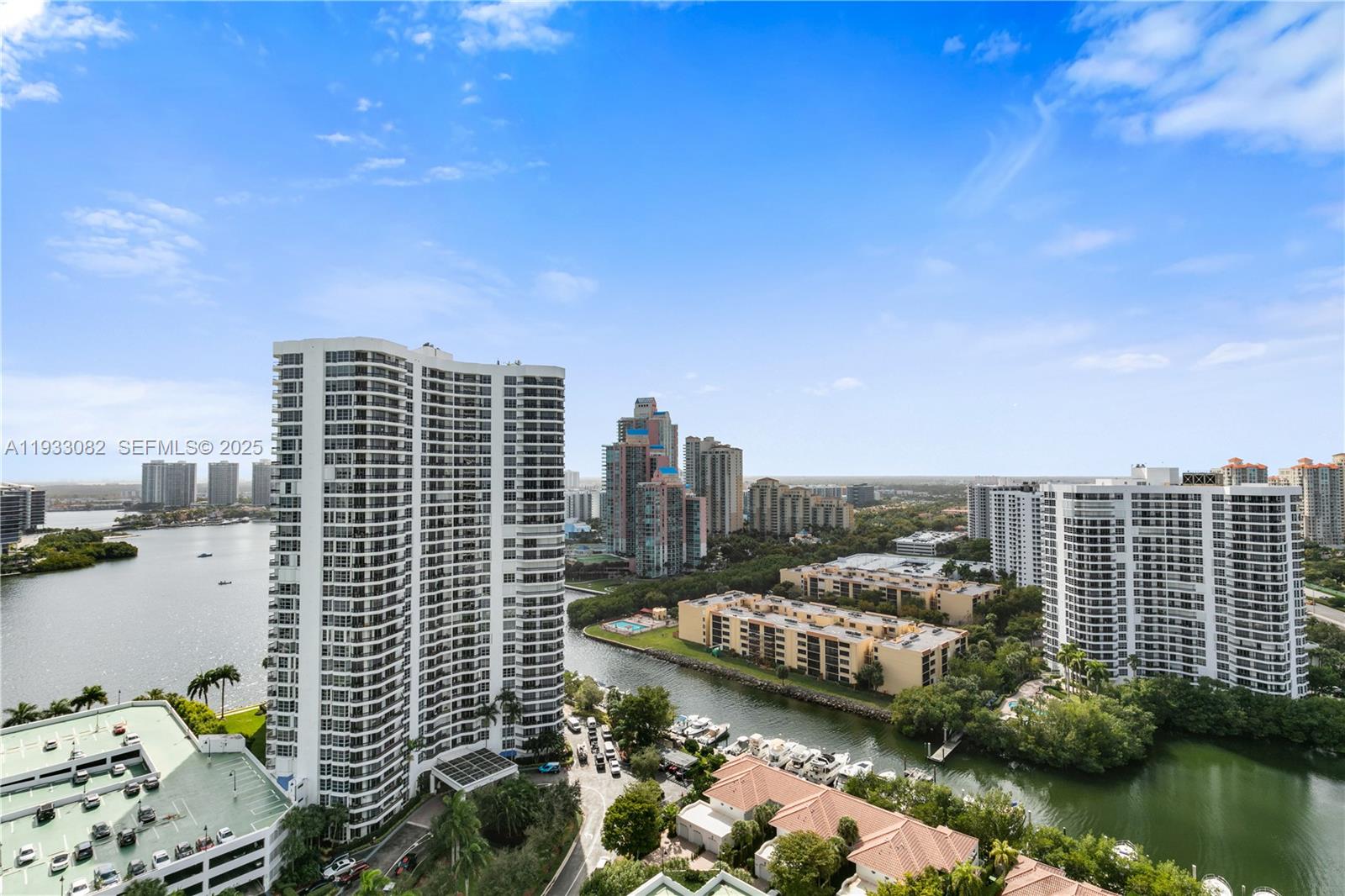 MYSTIC POINTE TOWER 400 C - Residential