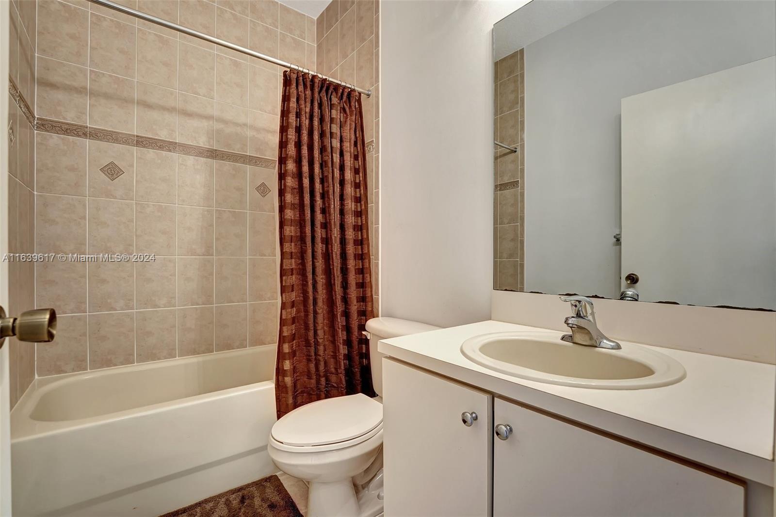 PEMBROKE CAY CONDO - Residential