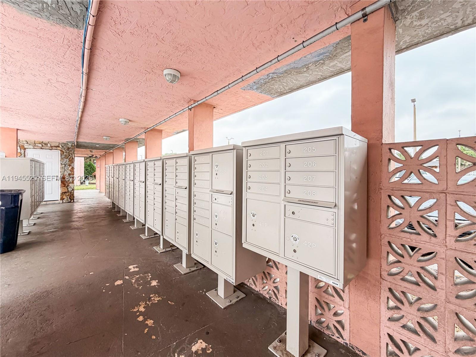 POINT SOUTH CONDO - Residential