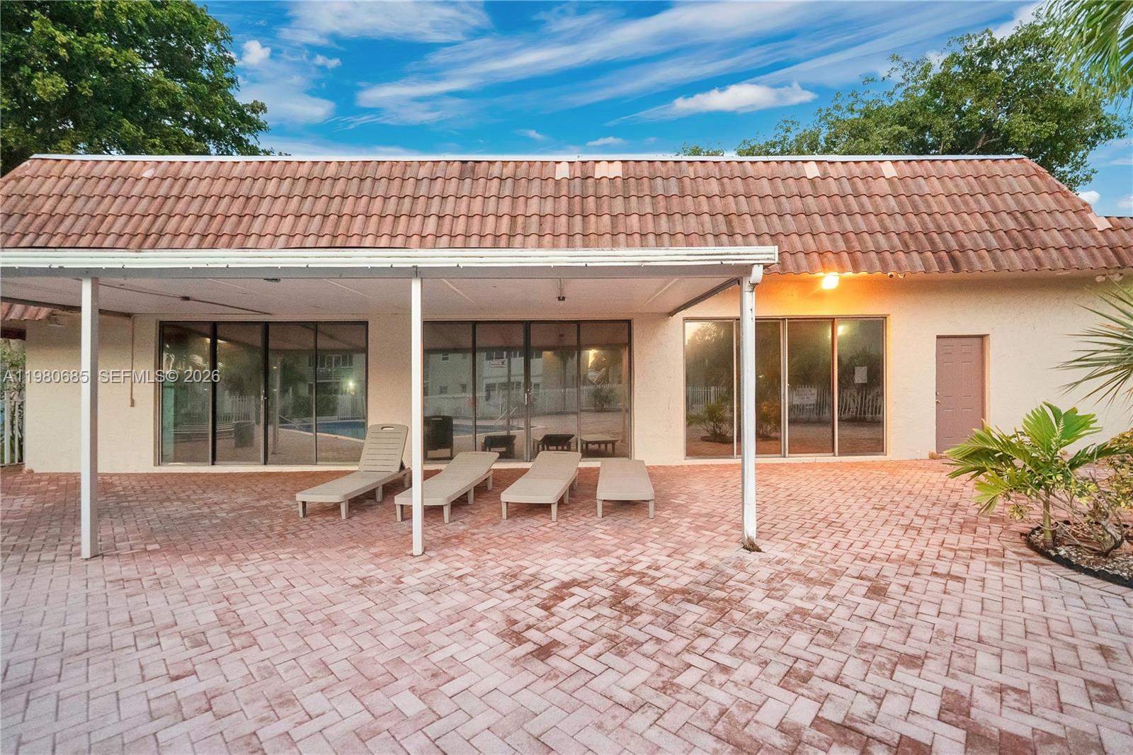 GATELAND VILLAGE SEC G CO - Residential