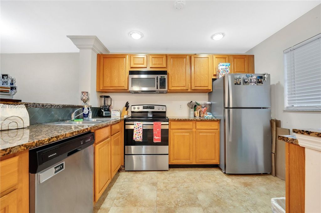 Photo of 3777 NW 78th Ave #15G, Davie, FL 33024 (MLS # A11980685)