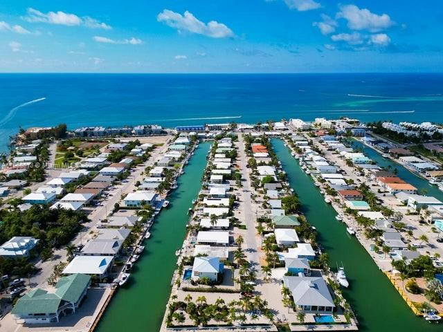 KEY COLONY BEACH - Residential