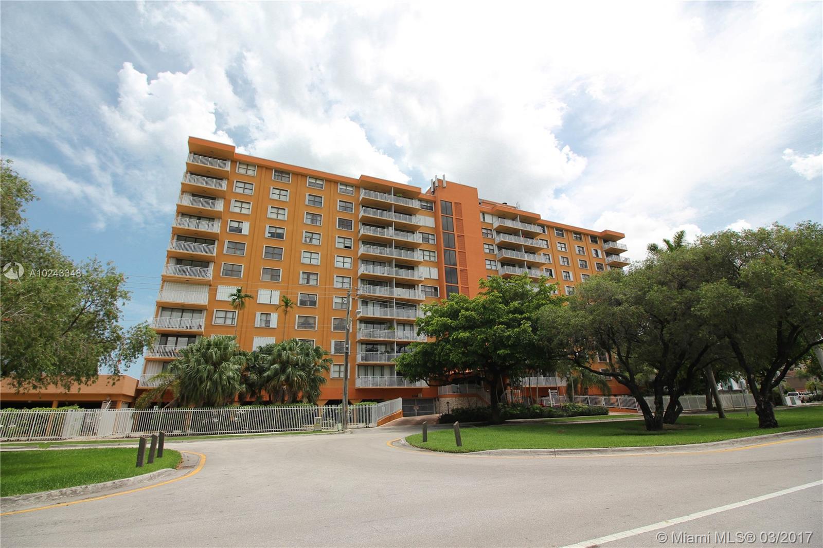 WATERSIDE TOWERS CONDO - Residential Lease