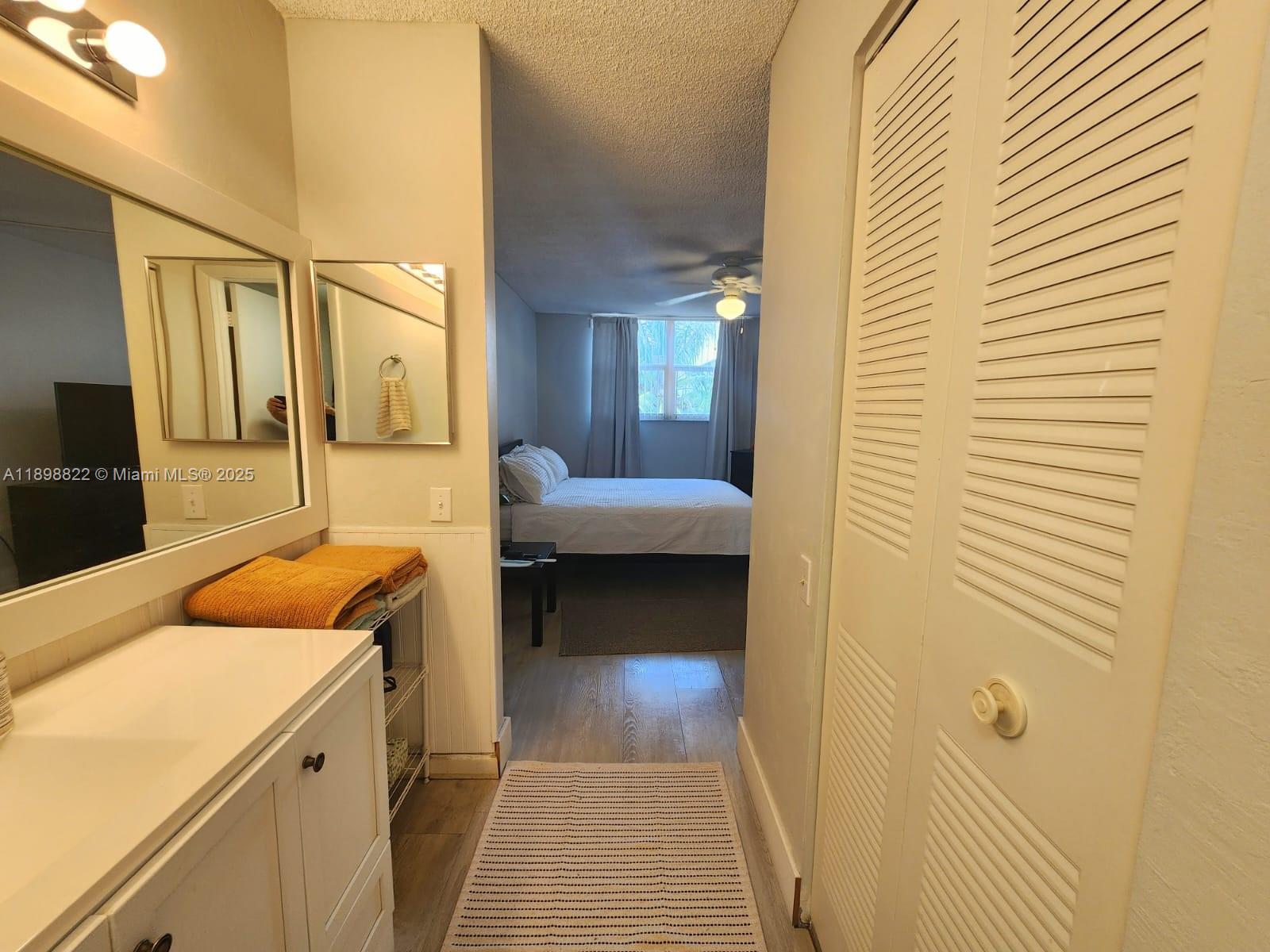 LIME BAY CONDOMINIUM 6 - Residential Lease