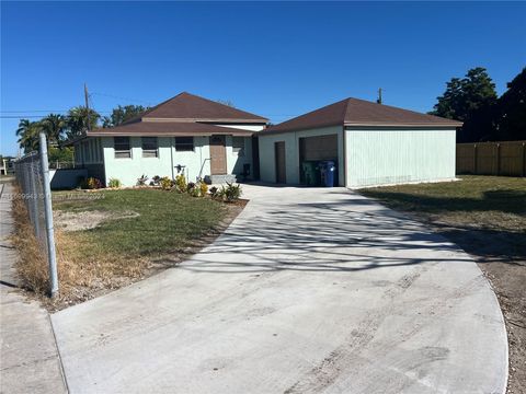 A home in Florida City