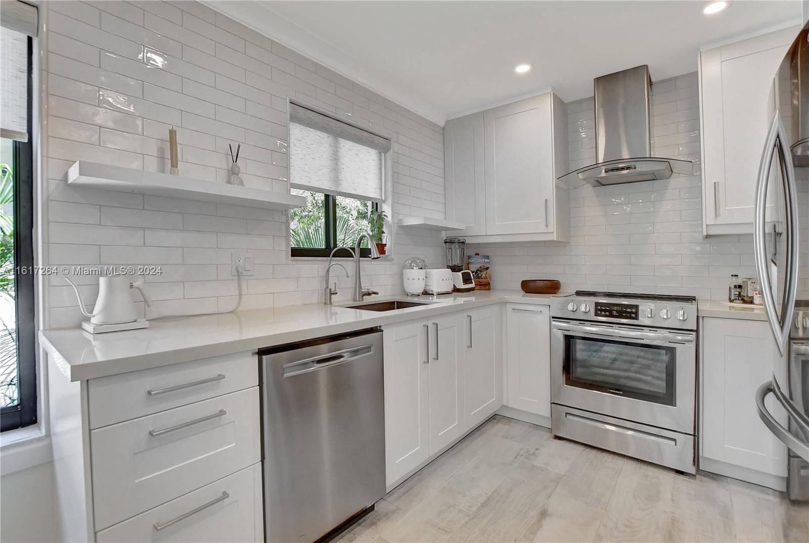 OCEANS III CONDO - Residential Lease