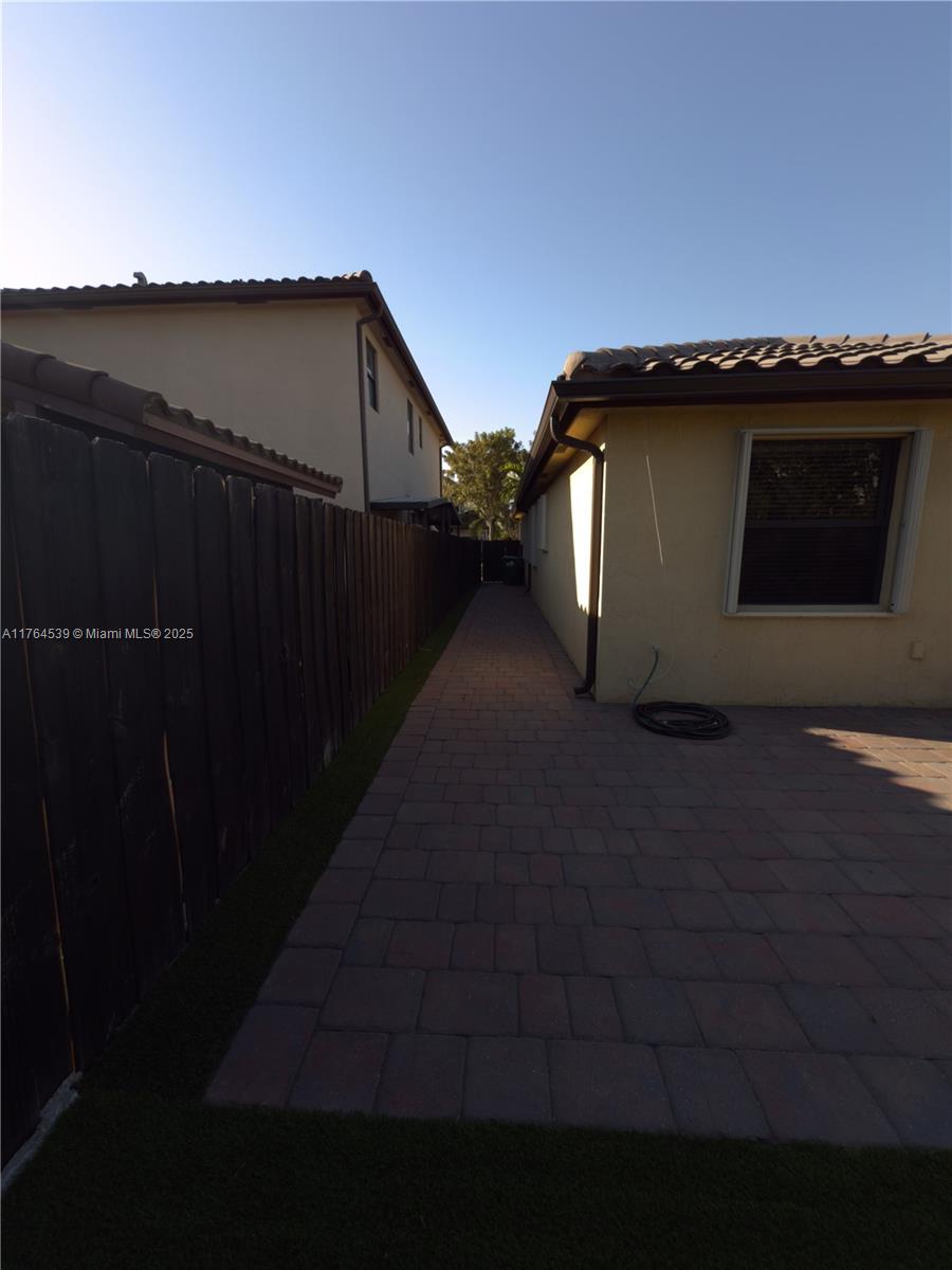 GARDEN ESTATES AT THE HAM - Residential Lease