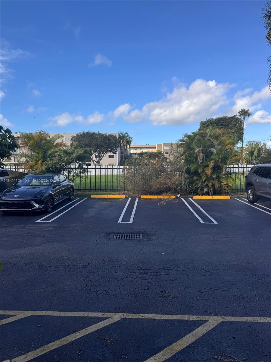 DREAM VILLAS CONDO - Residential Lease