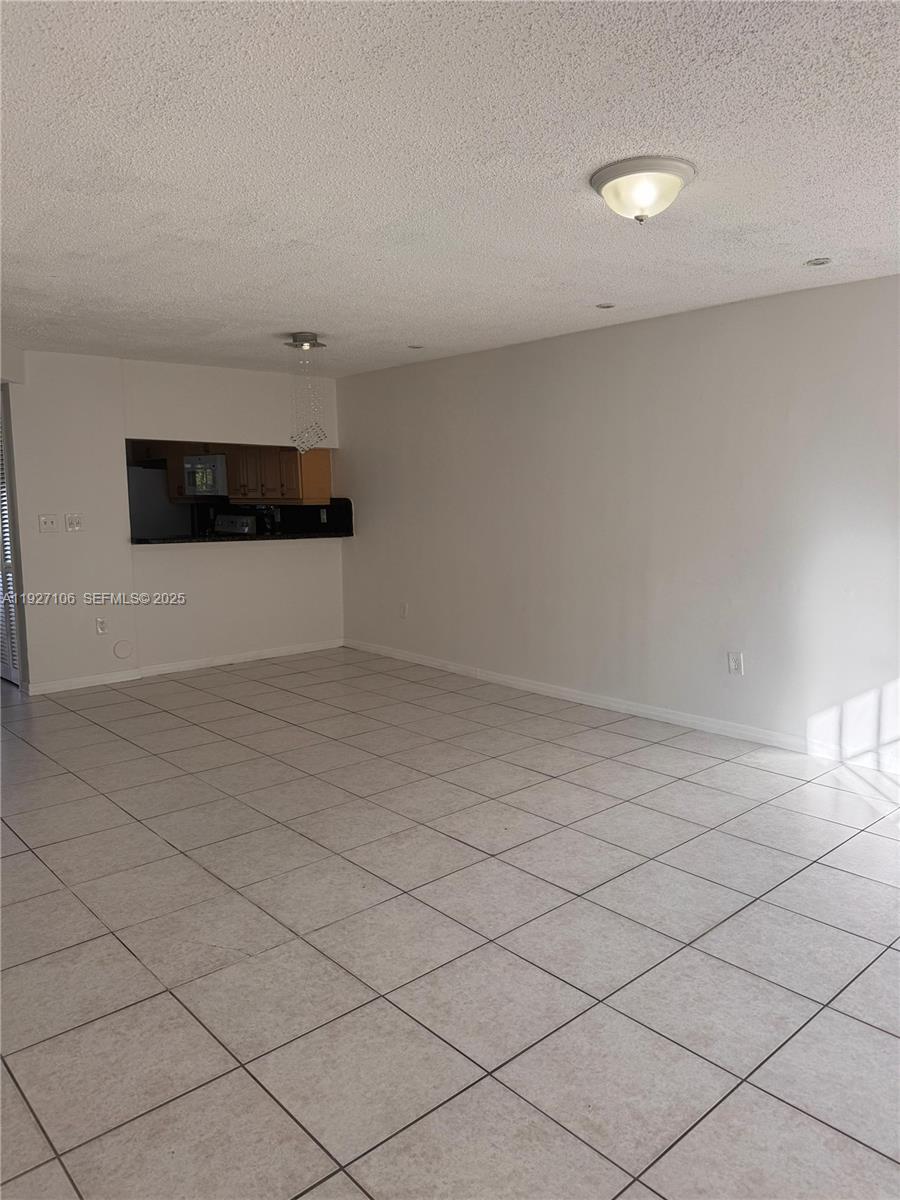 DREAM VILLAS CONDO - Residential Lease