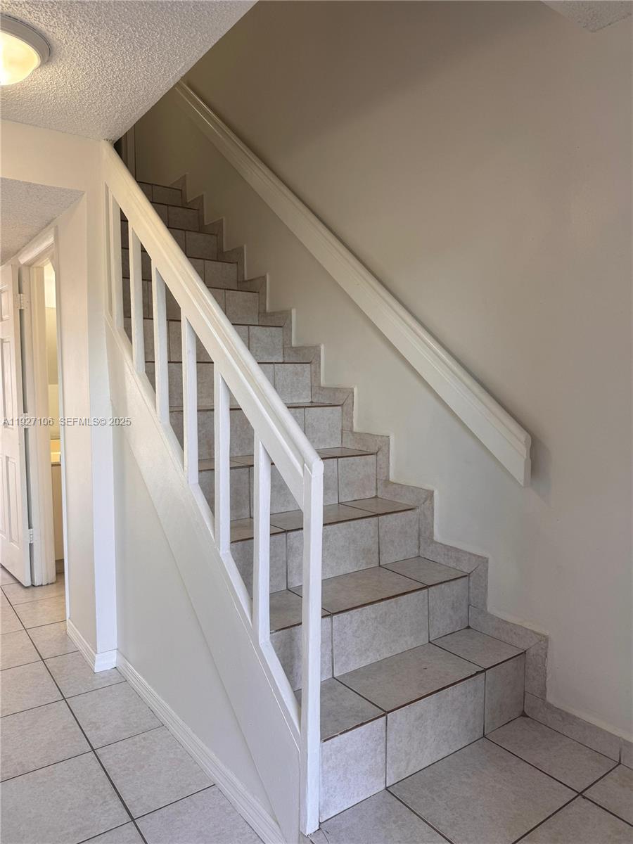 DREAM VILLAS CONDO - Residential Lease