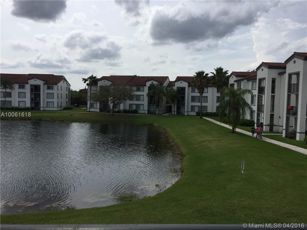 Spectacular 3 bedroom 2 bathroom condo located in the popular Enclave community, in the heart of Doral. This apartment offers a lake view with amenities including a tennis court, pool and gym. The Enclave complex is conveniently located near popular shopping centers, restaurants and schools.

Whether your home or an investment rental property, this apartment is a winner! This apartment is a gem in excellent condition and will not last long.
