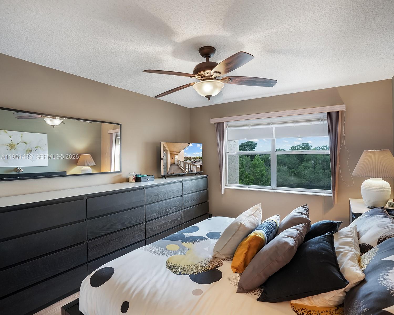 SUNRISE LAKES 115 CONDO - Residential