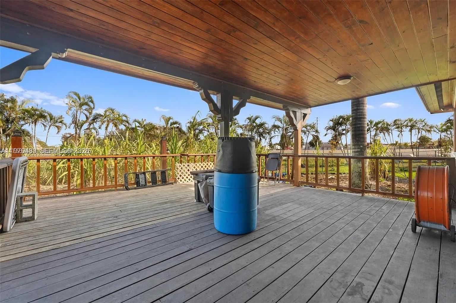 850 Old Us Highway 27, So N Us Highway 27 N