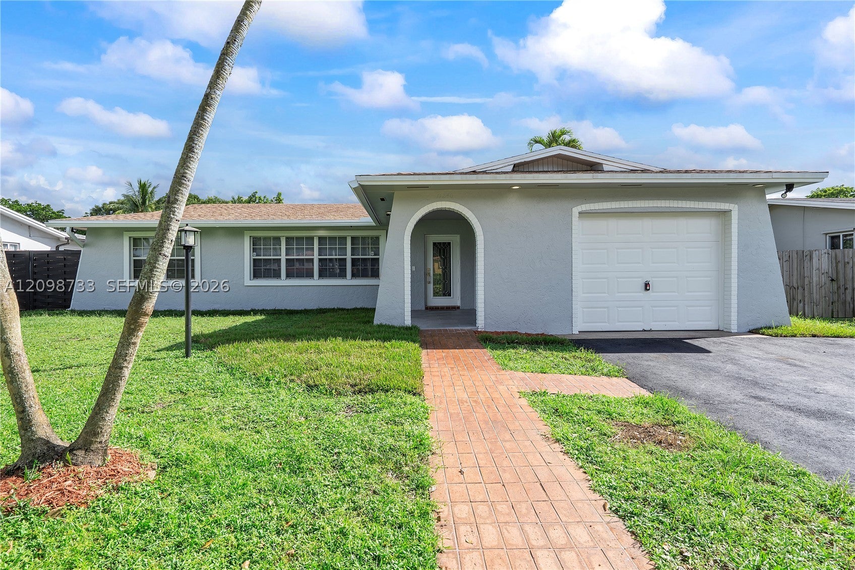 11240 Sheridan St 11240