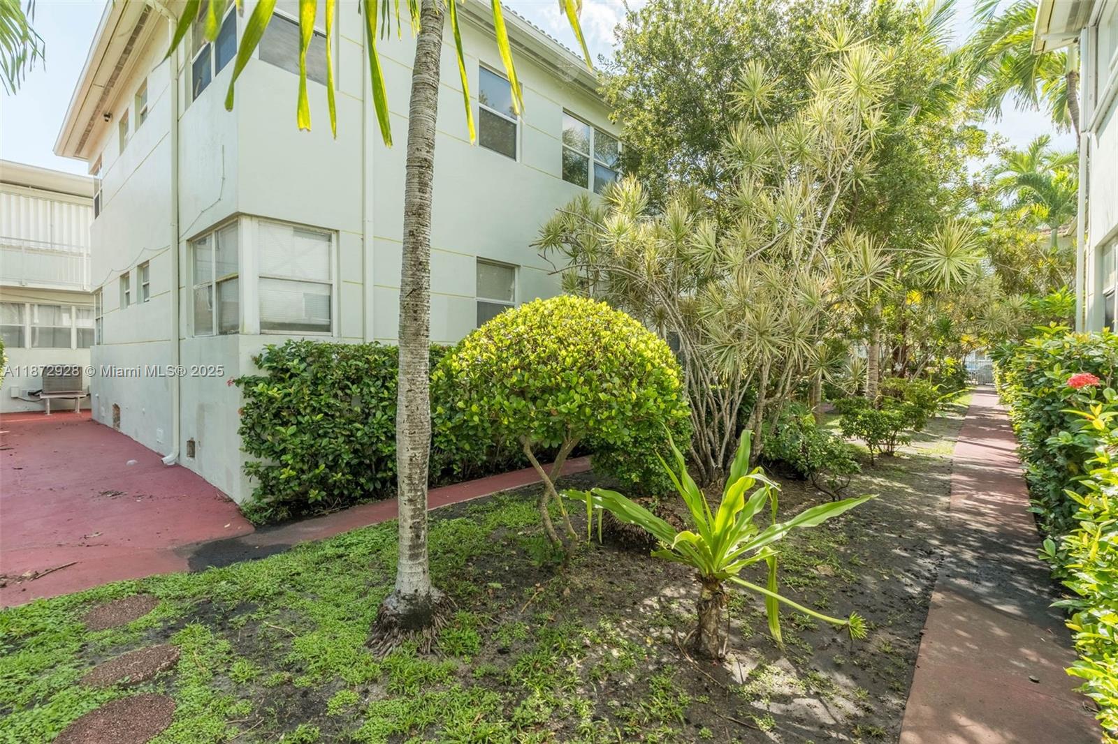 MARSEILLES DECO CONDO - Residential