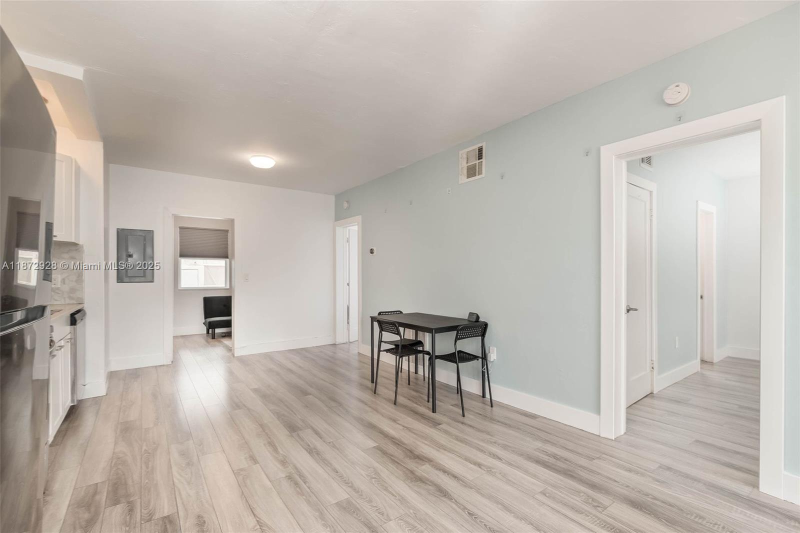 MARSEILLES DECO CONDO - Residential