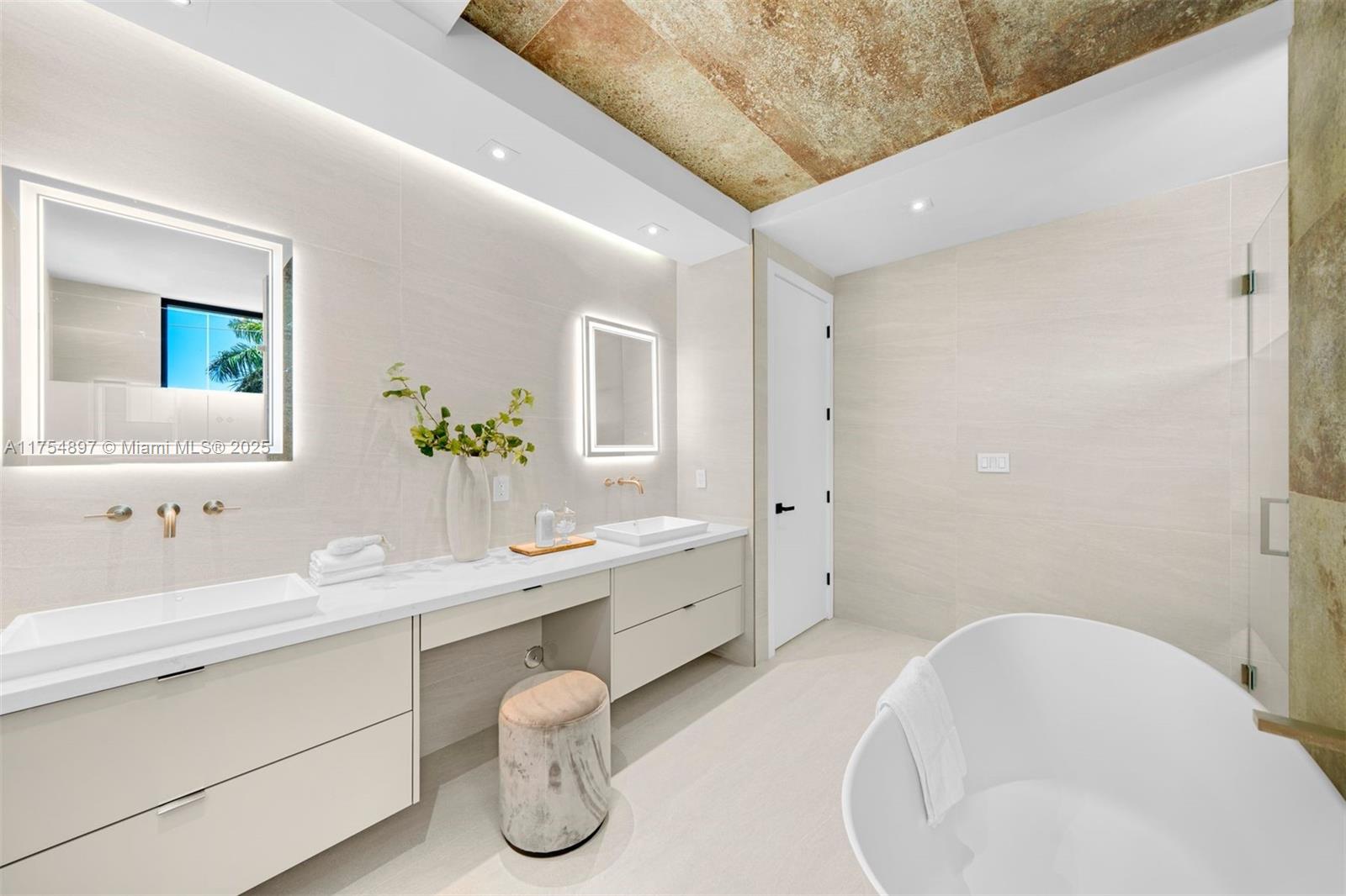 NAUTILUS EXTENSION 5TH - Residential