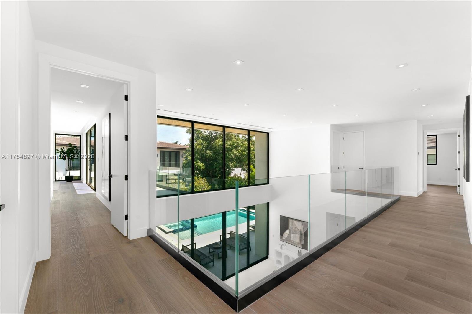 NAUTILUS EXTENSION 5TH - Residential