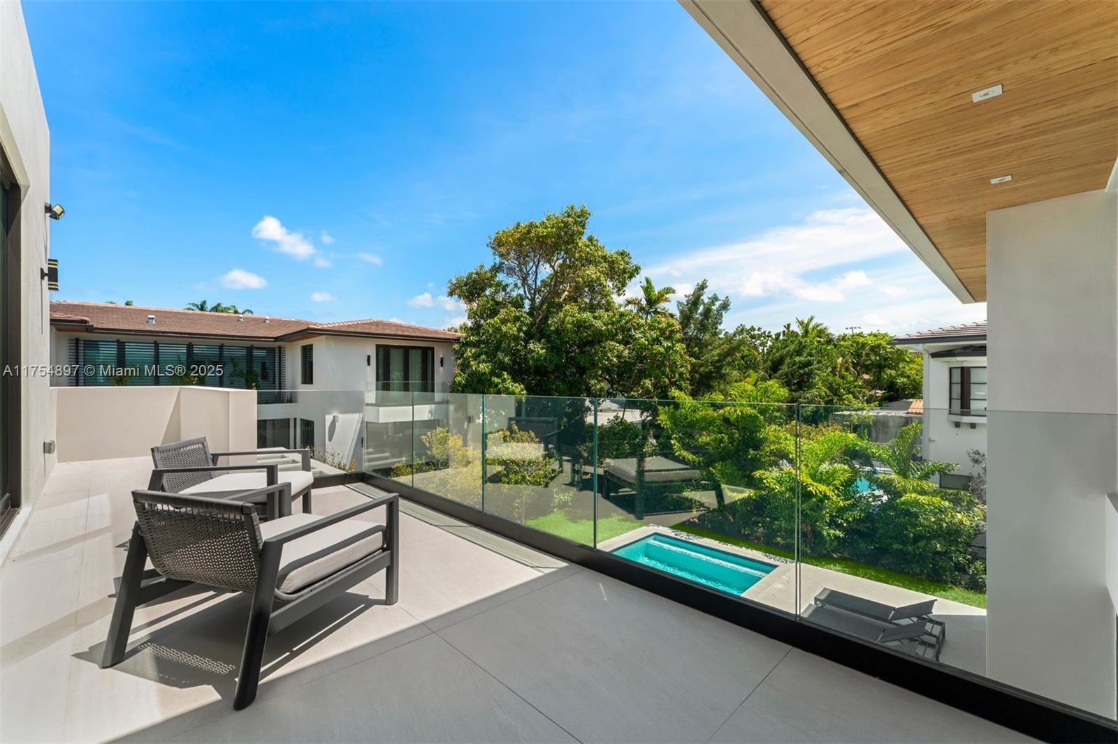 NAUTILUS EXTENSION 5TH - Residential