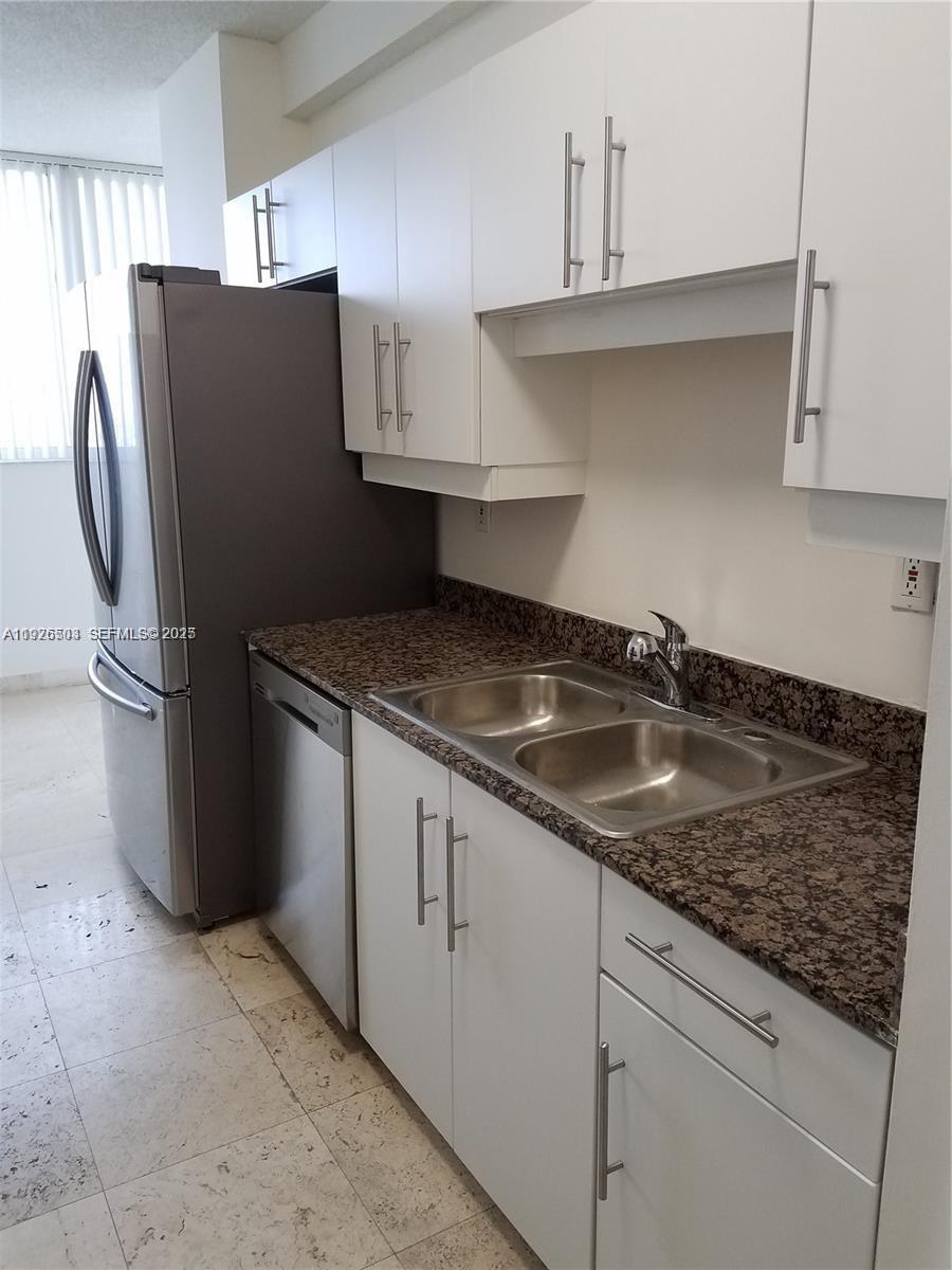 Florida Towers Condo - Residential Lease