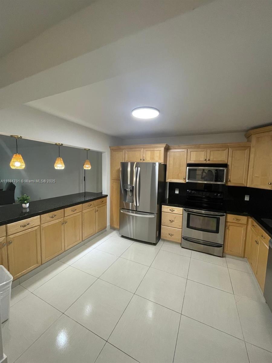 CHAMPLAIN TOWERS NORTH CO - Residential Lease