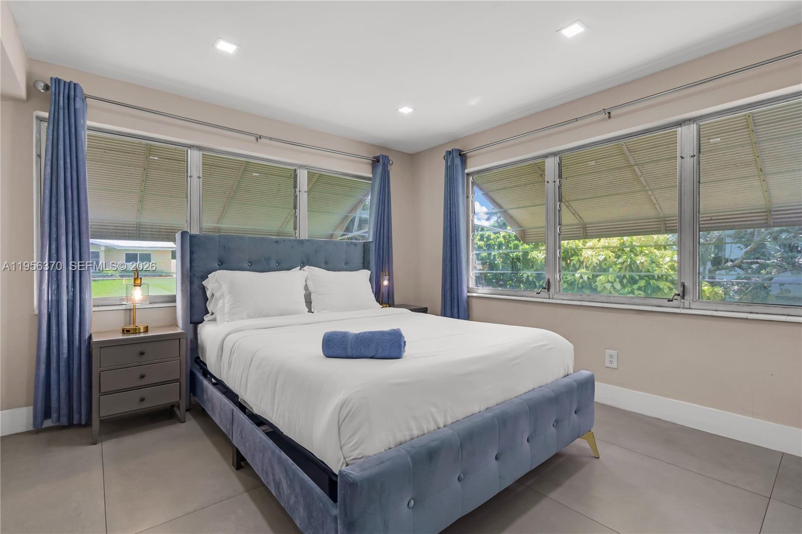 HILLBROOK - Residential