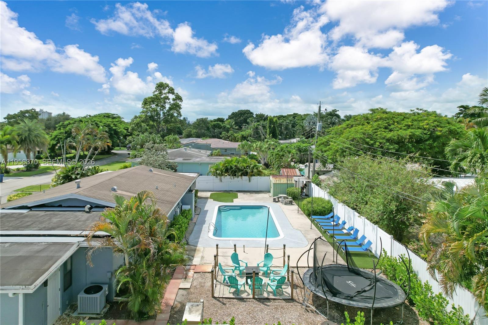 HILLBROOK - Residential