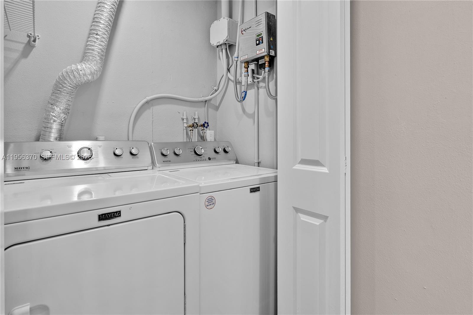 HILLBROOK - Residential