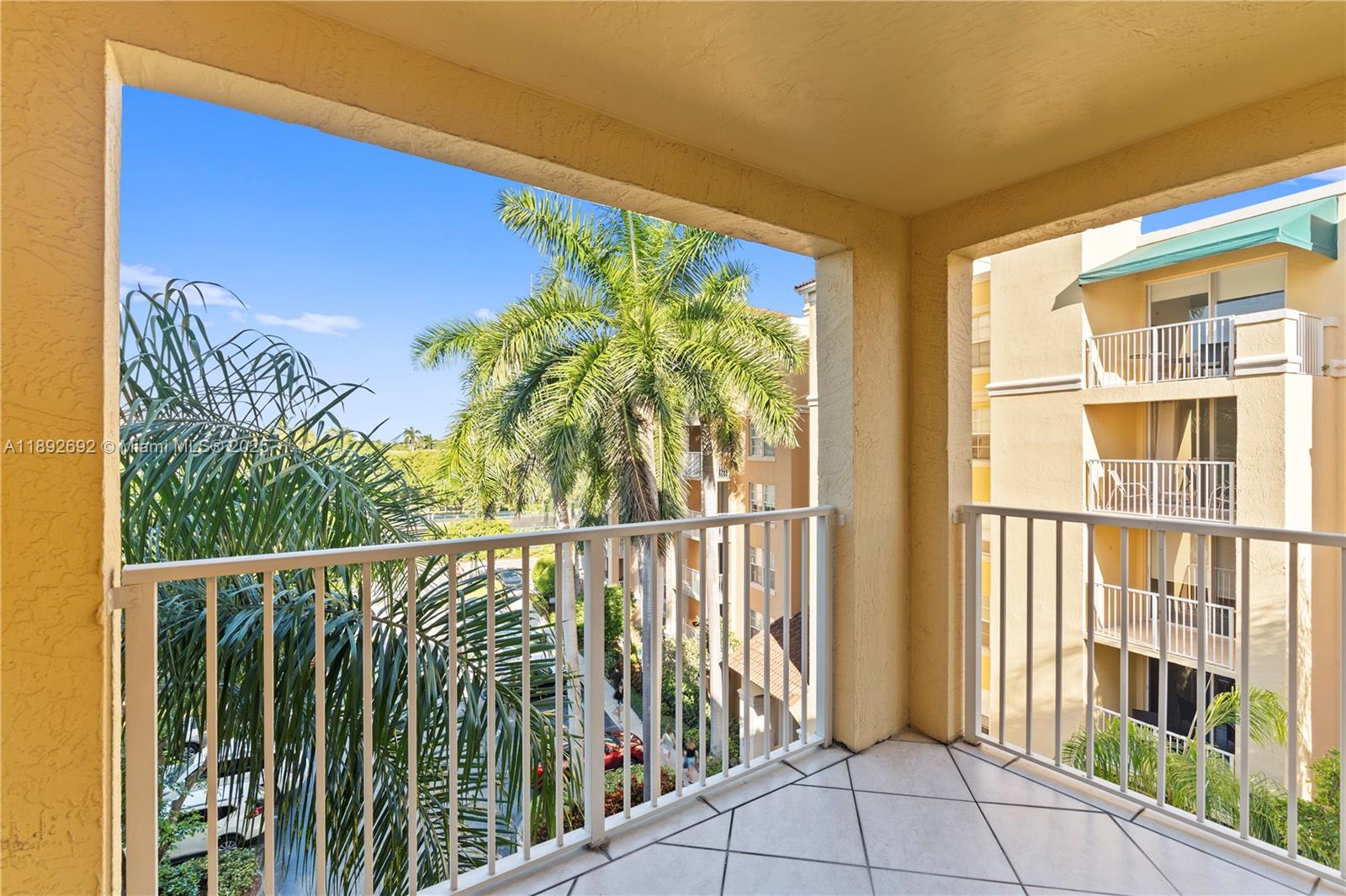 THE YACHT CLUB AT AVENTUR - Residential Lease