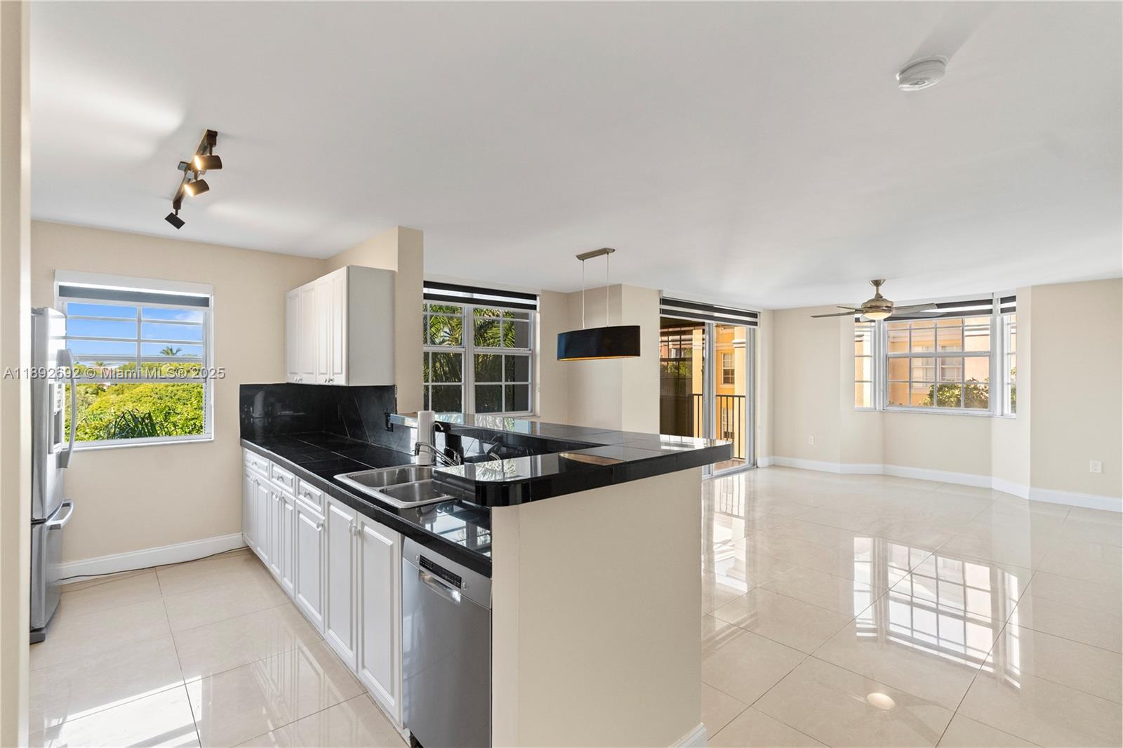 THE YACHT CLUB AT AVENTUR - Residential Lease