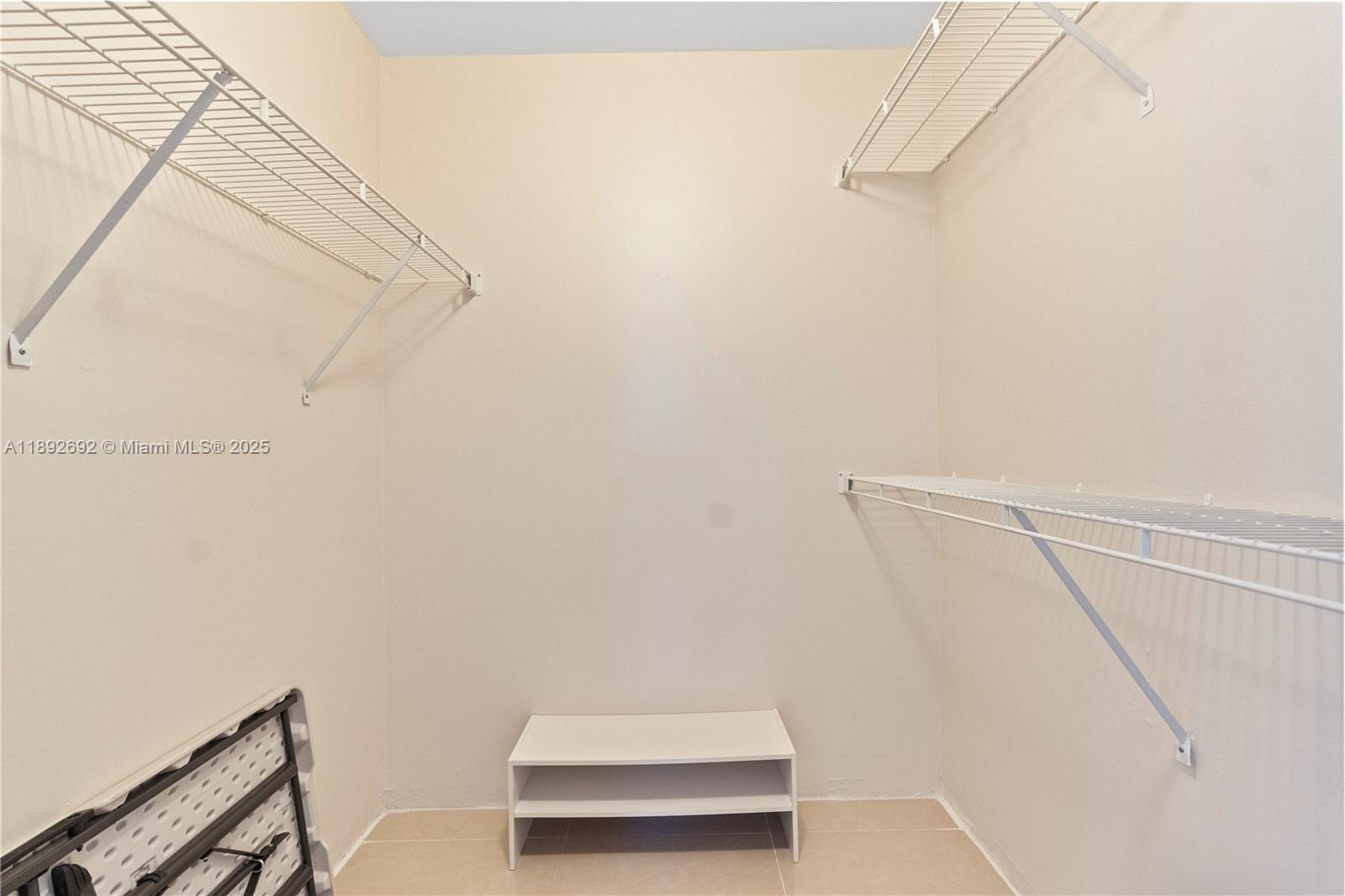 THE YACHT CLUB AT AVENTUR - Residential Lease
