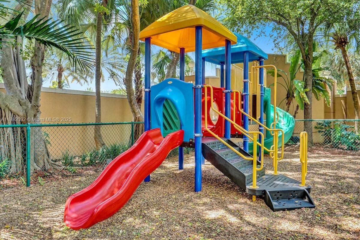 THE YACHT CLUB AT AVENTUR - Residential Lease