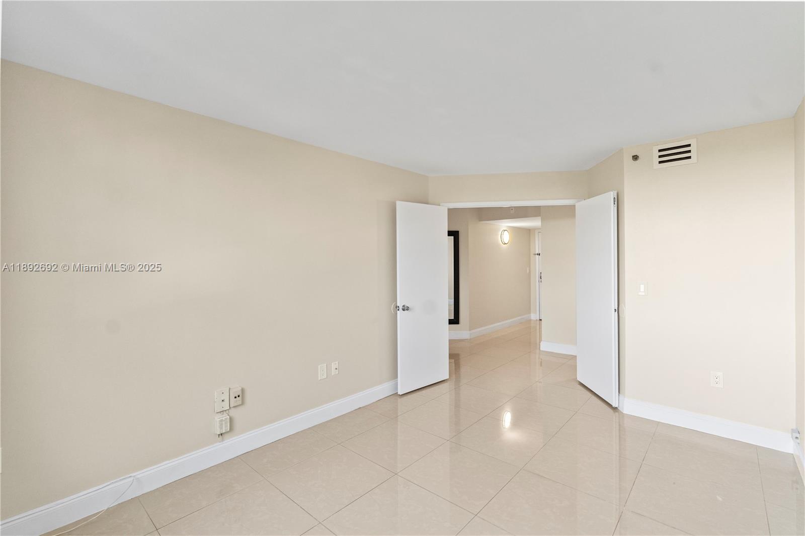 THE YACHT CLUB AT AVENTUR - Residential Lease
