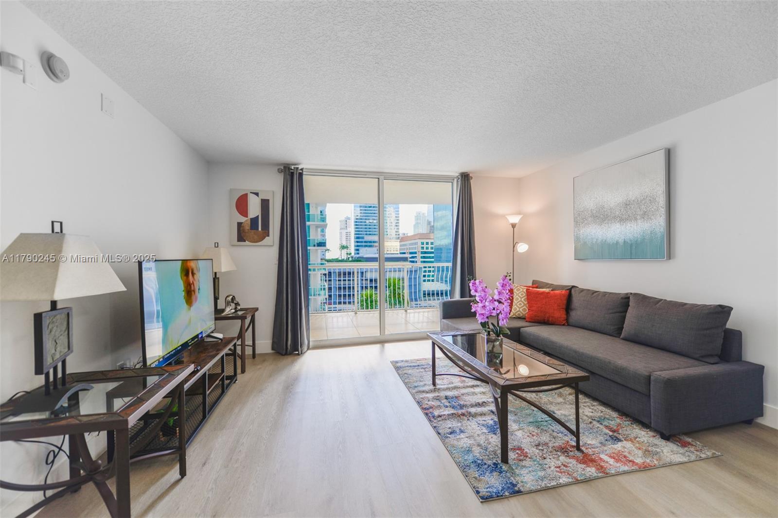 1200 Brickell Bay Dr 1517