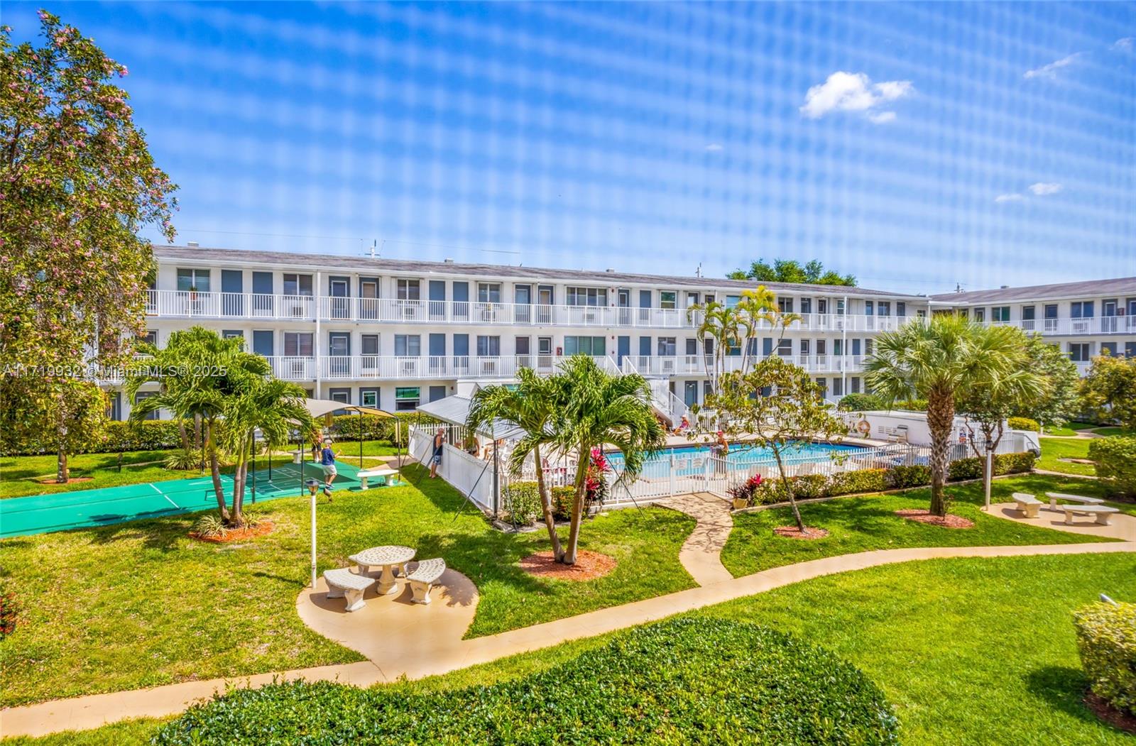 GOLDEN TOWERS NO 2 INC - - Residential