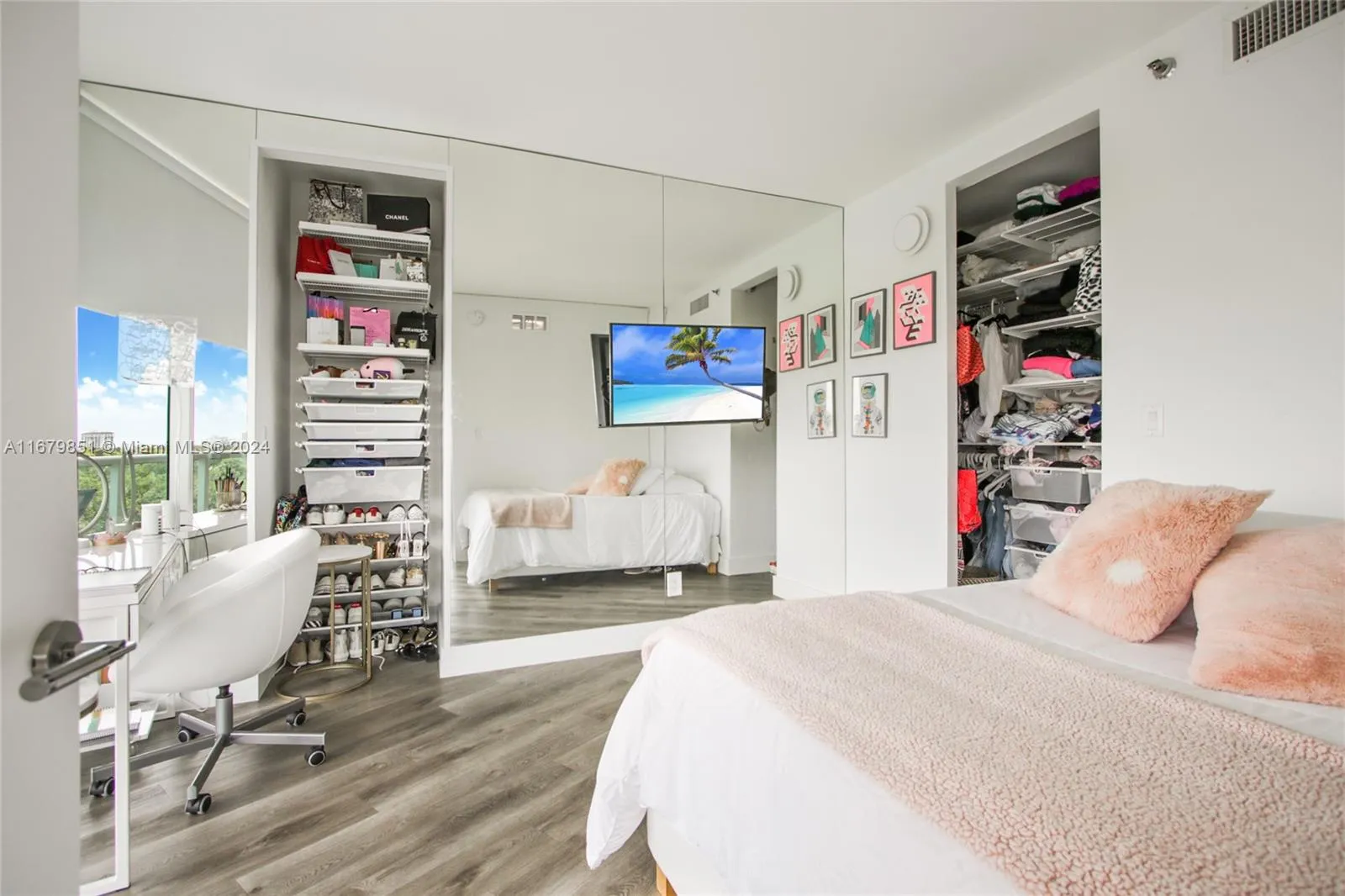 Miami, Florida 33129, United States, 2 Bedrooms Bedrooms, ,2 BathroomsBathrooms,Residential,Active,37741