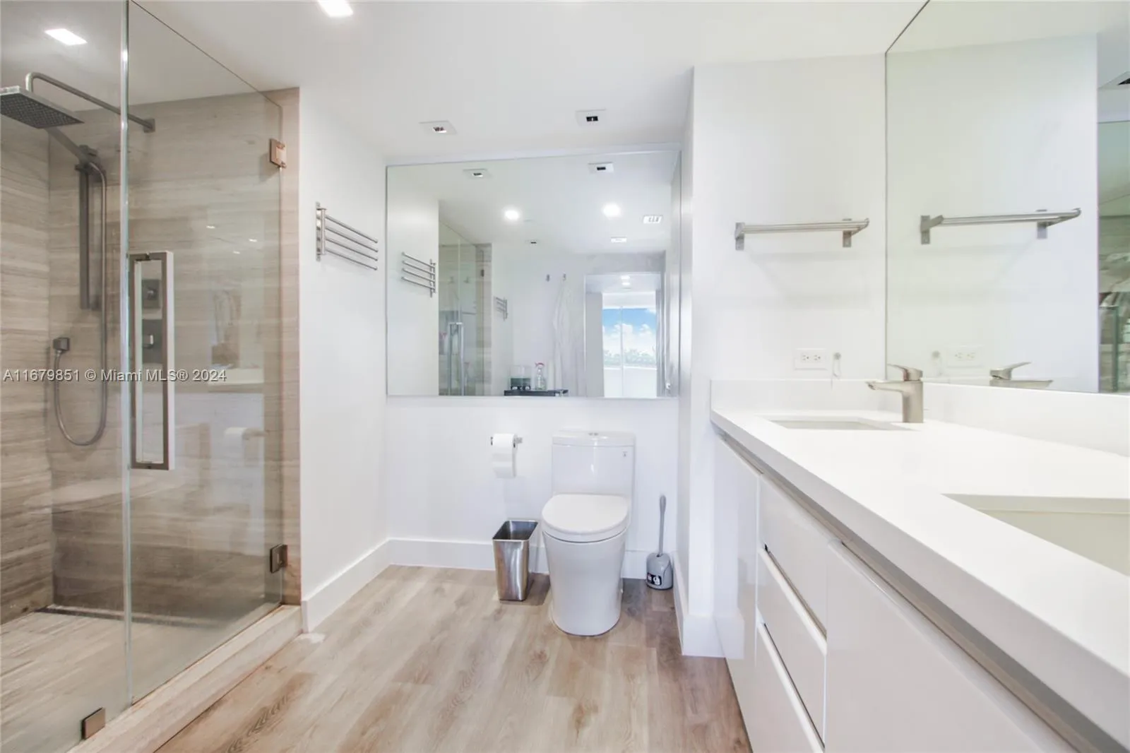 Miami, Florida 33129, United States, 2 Bedrooms Bedrooms, ,2 BathroomsBathrooms,Residential,Active,37741