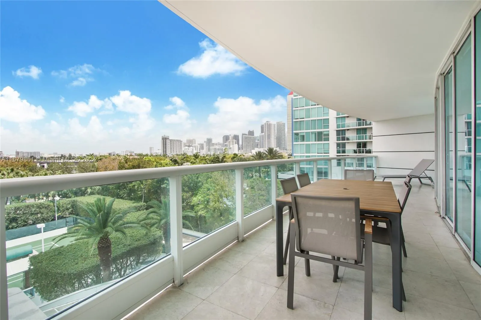 Miami, Florida 33129, United States, 2 Bedrooms Bedrooms, ,2 BathroomsBathrooms,Residential,Active,37741