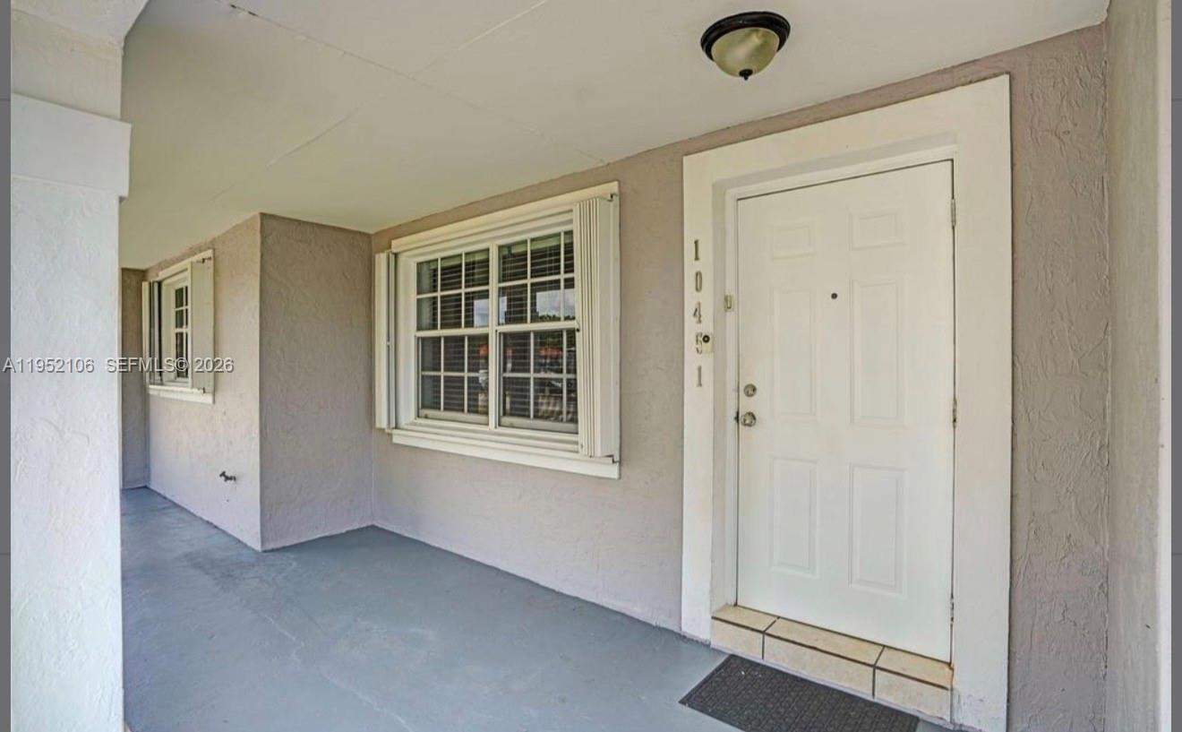 10451 SW 150th Terrace, Miami, FL, 33176/$569,999 3 10451 SW 150th Terrace